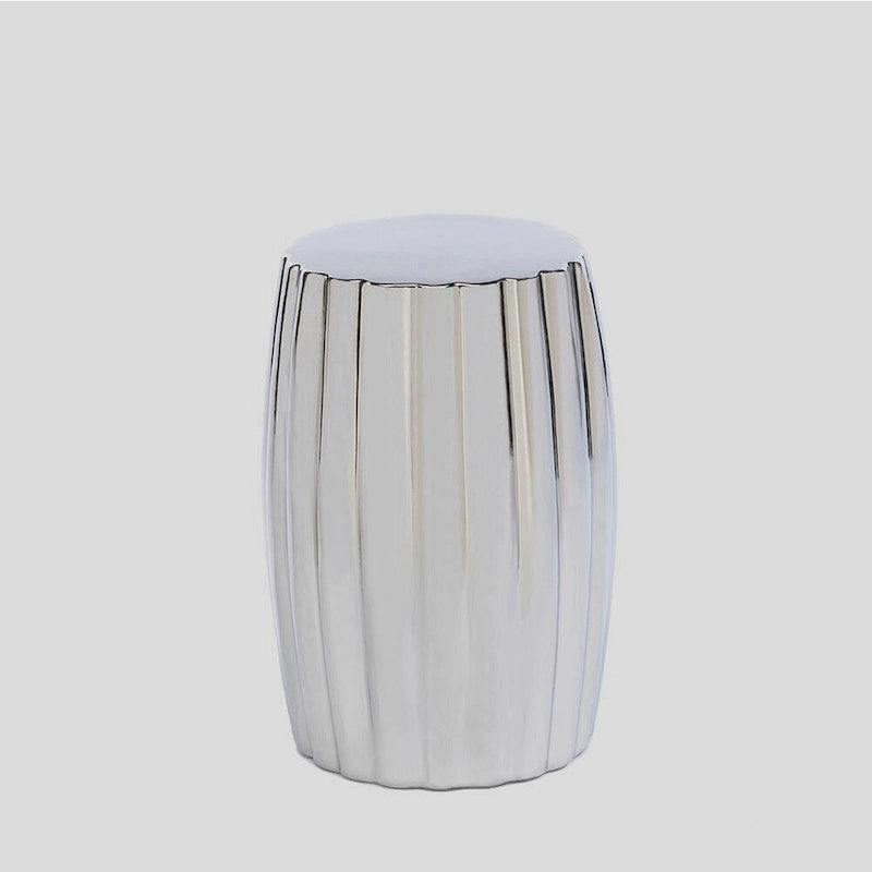 Sgabello in ceramica moderno e sorprendente