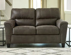 Navi Loveseat
